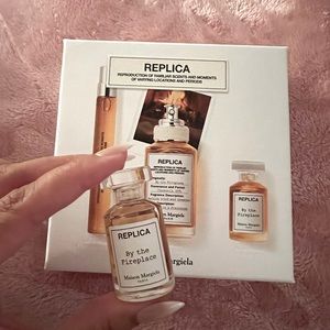 Replica By The Fireplace 0.2 mini perfume fragrance Maison Margiela Paris